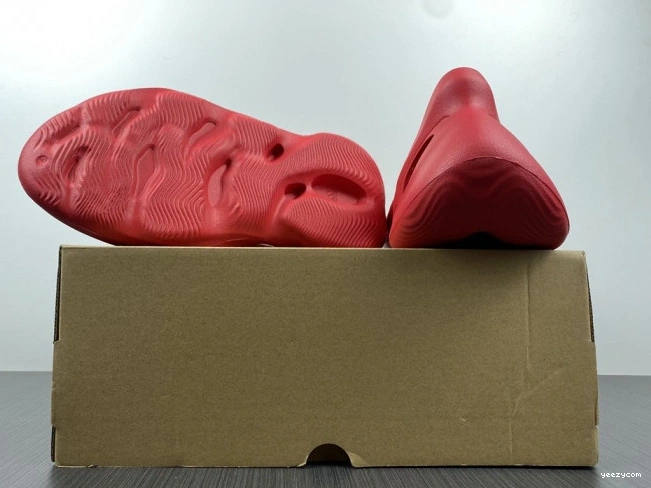 Yeezy CW3355 Adidas Foam Red 0707
